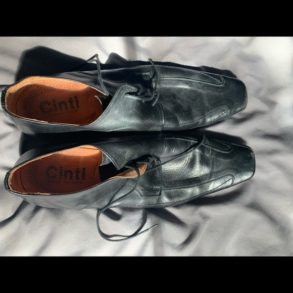 Italian leather shoes - Picture 1 of 2